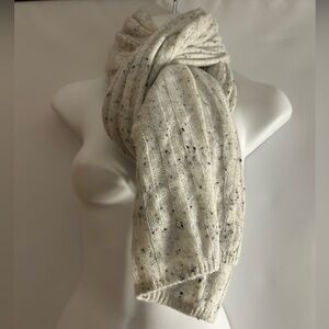 ANN TAYLOR 100% CASHMERE SPECKLED CABLE KNIT PATTERNED LIGHT GREY SCARF O/S 2022